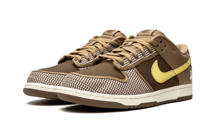 Dunk Low SP UNDEFEATED Canteen Dunk vs. AF1 Pack