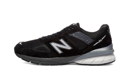 https://cdn.shopify.com/s/files/1/2358/2817/products/Wethenew-Sneakers-France-New-Balance-990-V5-Black-1.png?v=1606756144